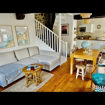 Le Bateau Ivre- Historique Apartment Dinan Exterior photo